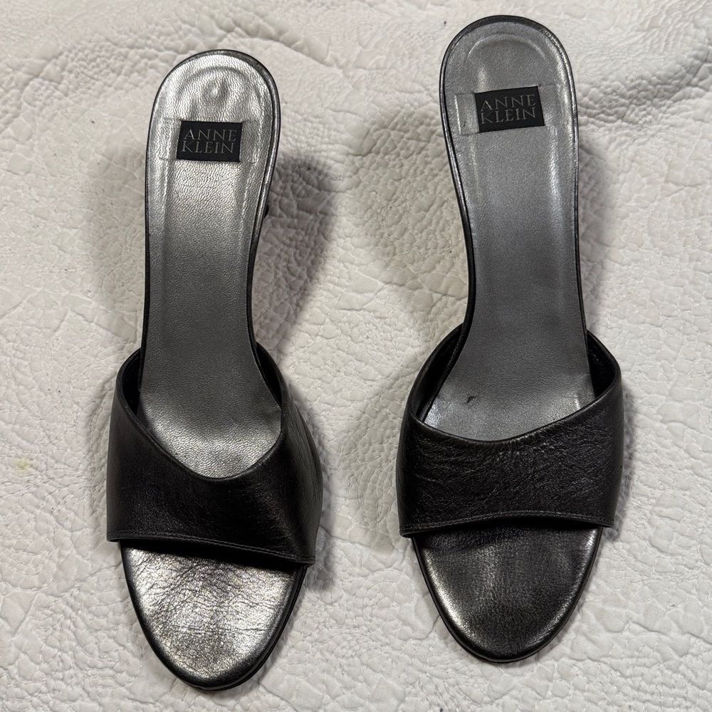 Anne Klein LEATHER Dark Grey  Women's Mules